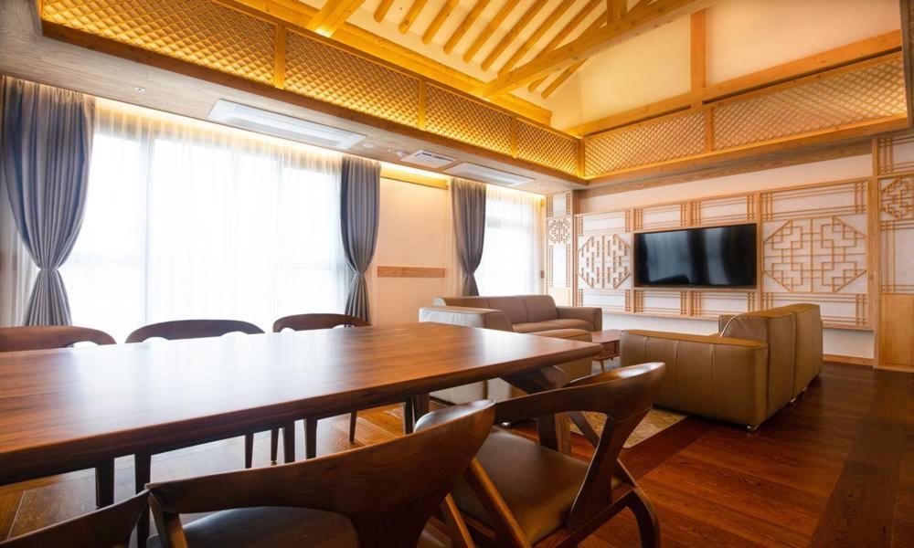 Jeonju Tourist Hotel Kkotsim Exteriör bild
